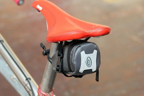 Timbuk2 tail shop light seat pack